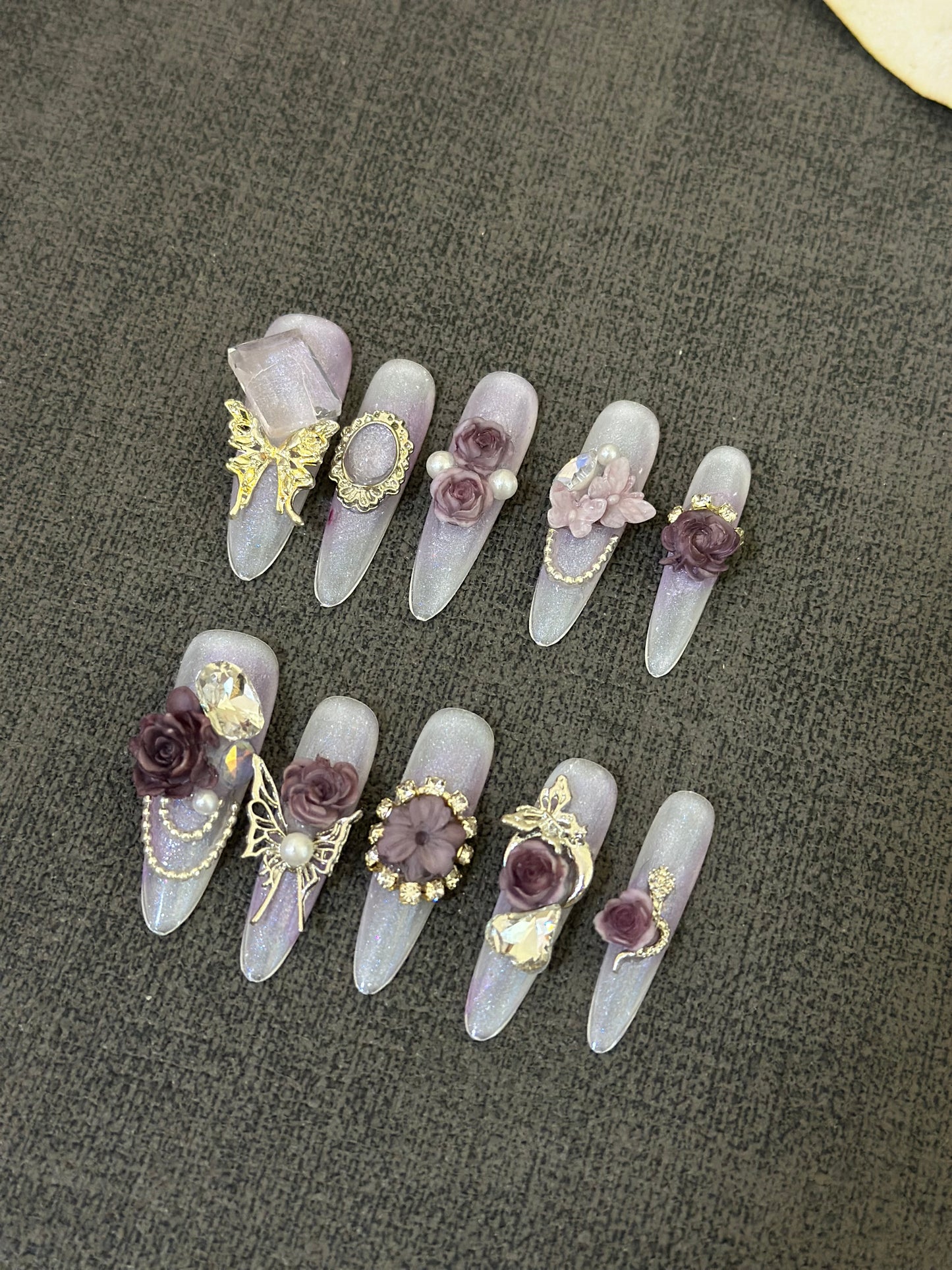 Purple diamond (size m)