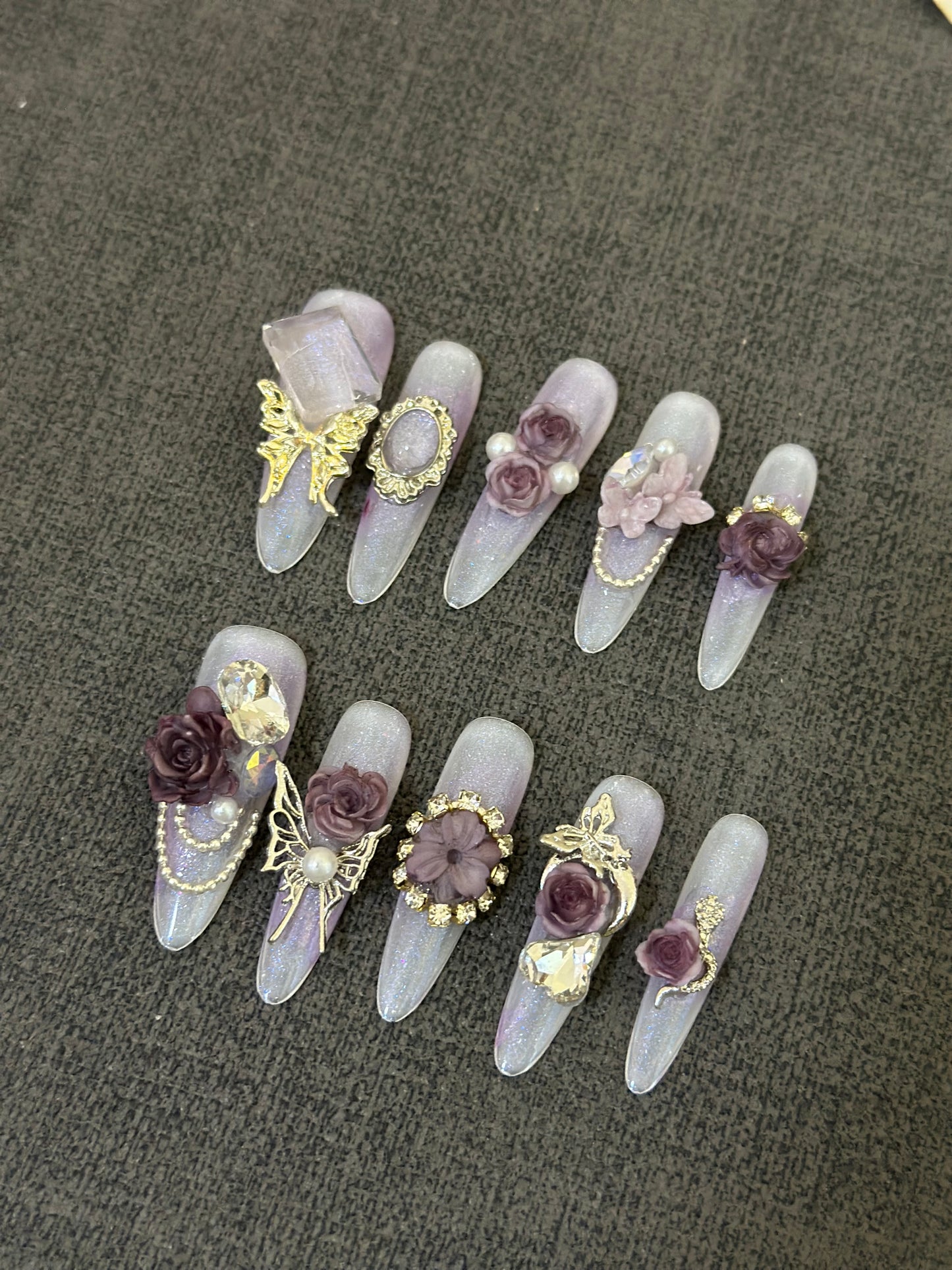 Purple diamond (size m)