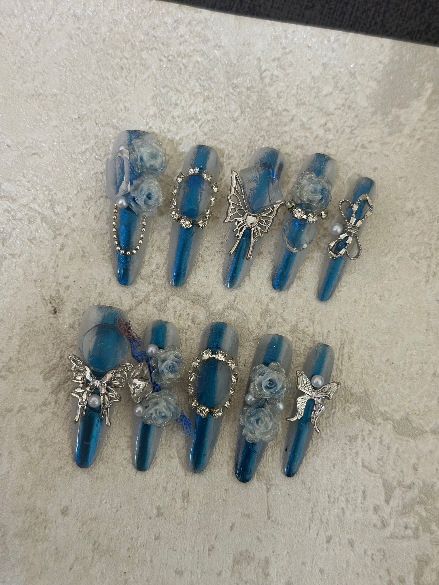 Blue diamond (size s)